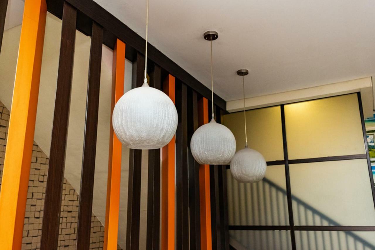 Reddoorz @ Pelita Raya Rappocini Hotel Makassar Kültér fotó
