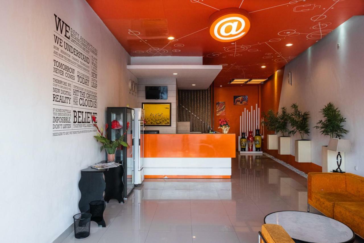 Reddoorz @ Pelita Raya Rappocini Hotel Makassar Kültér fotó