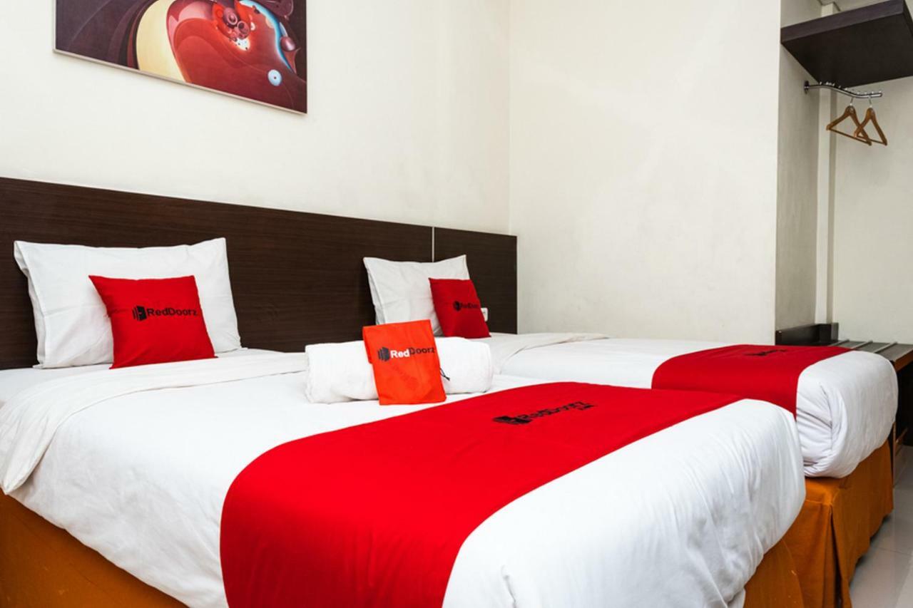 Reddoorz @ Pelita Raya Rappocini Hotel Makassar Kültér fotó