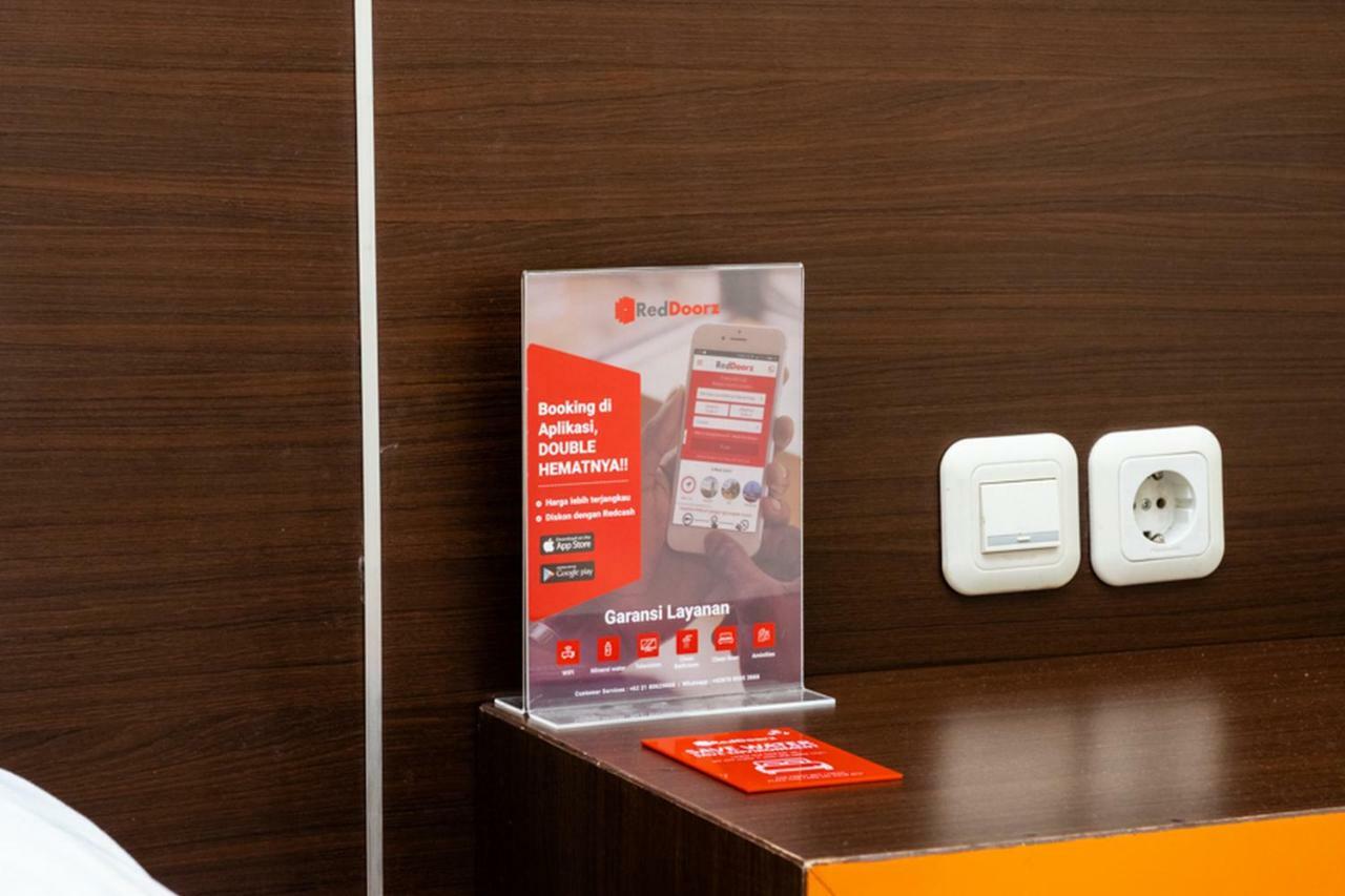 Reddoorz @ Pelita Raya Rappocini Hotel Makassar Kültér fotó