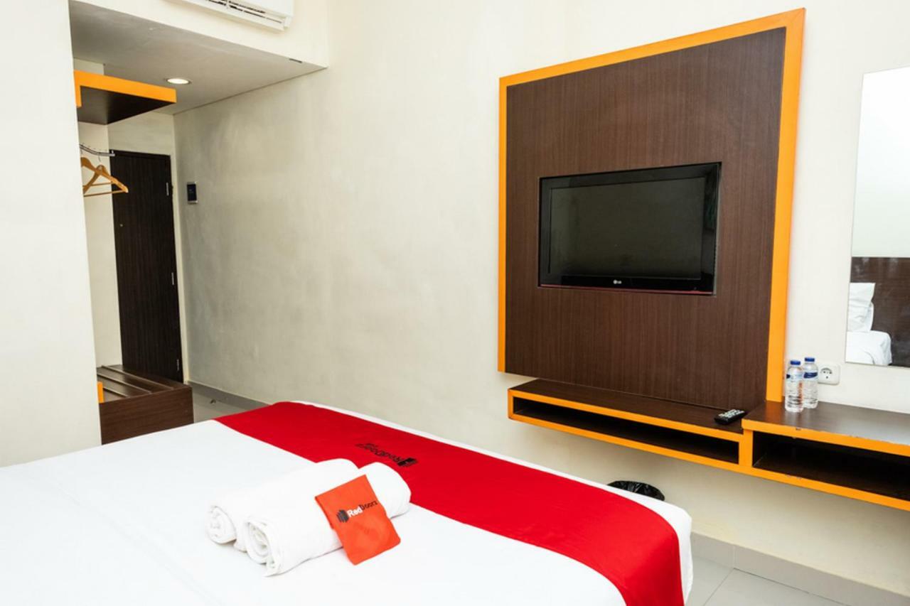 Reddoorz @ Pelita Raya Rappocini Hotel Makassar Kültér fotó