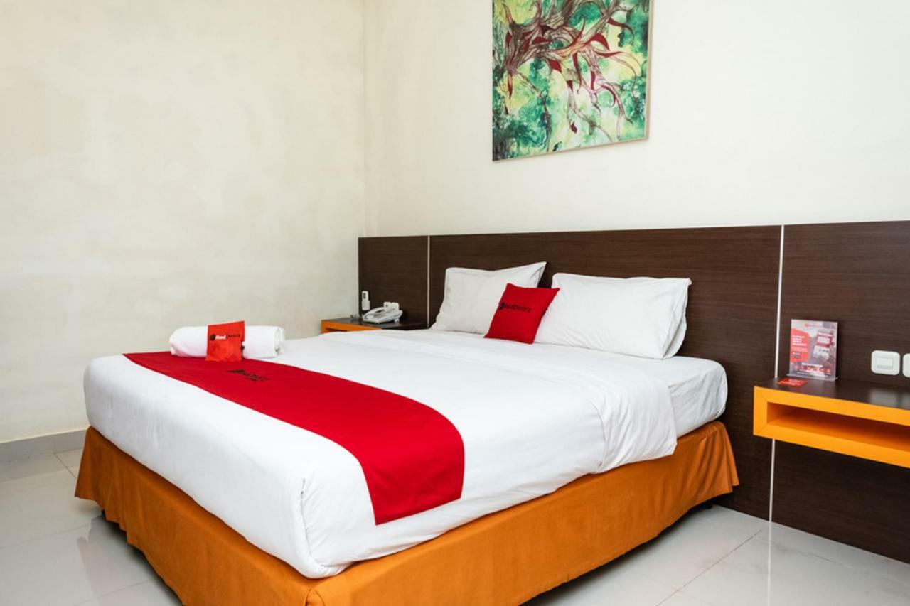 Reddoorz @ Pelita Raya Rappocini Hotel Makassar Kültér fotó