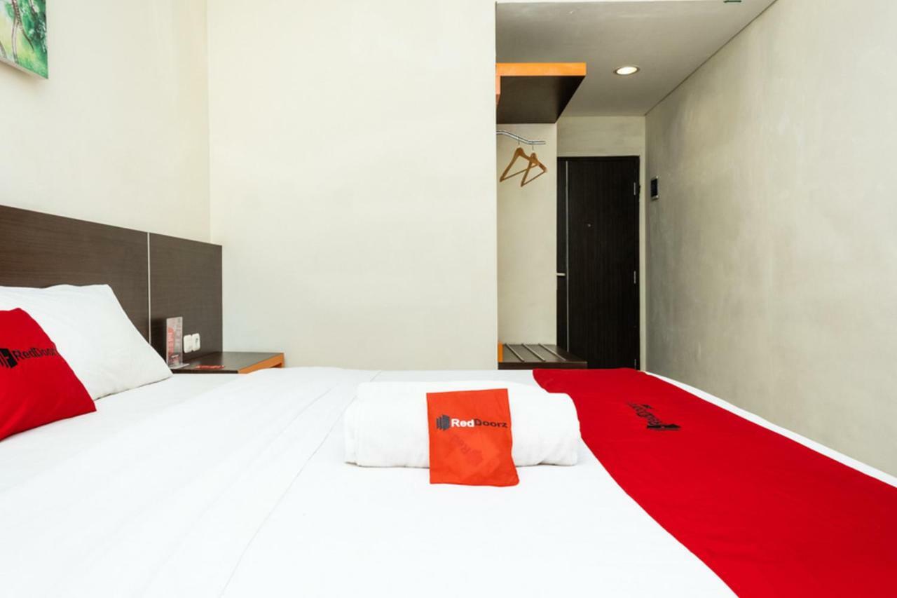 Reddoorz @ Pelita Raya Rappocini Hotel Makassar Kültér fotó