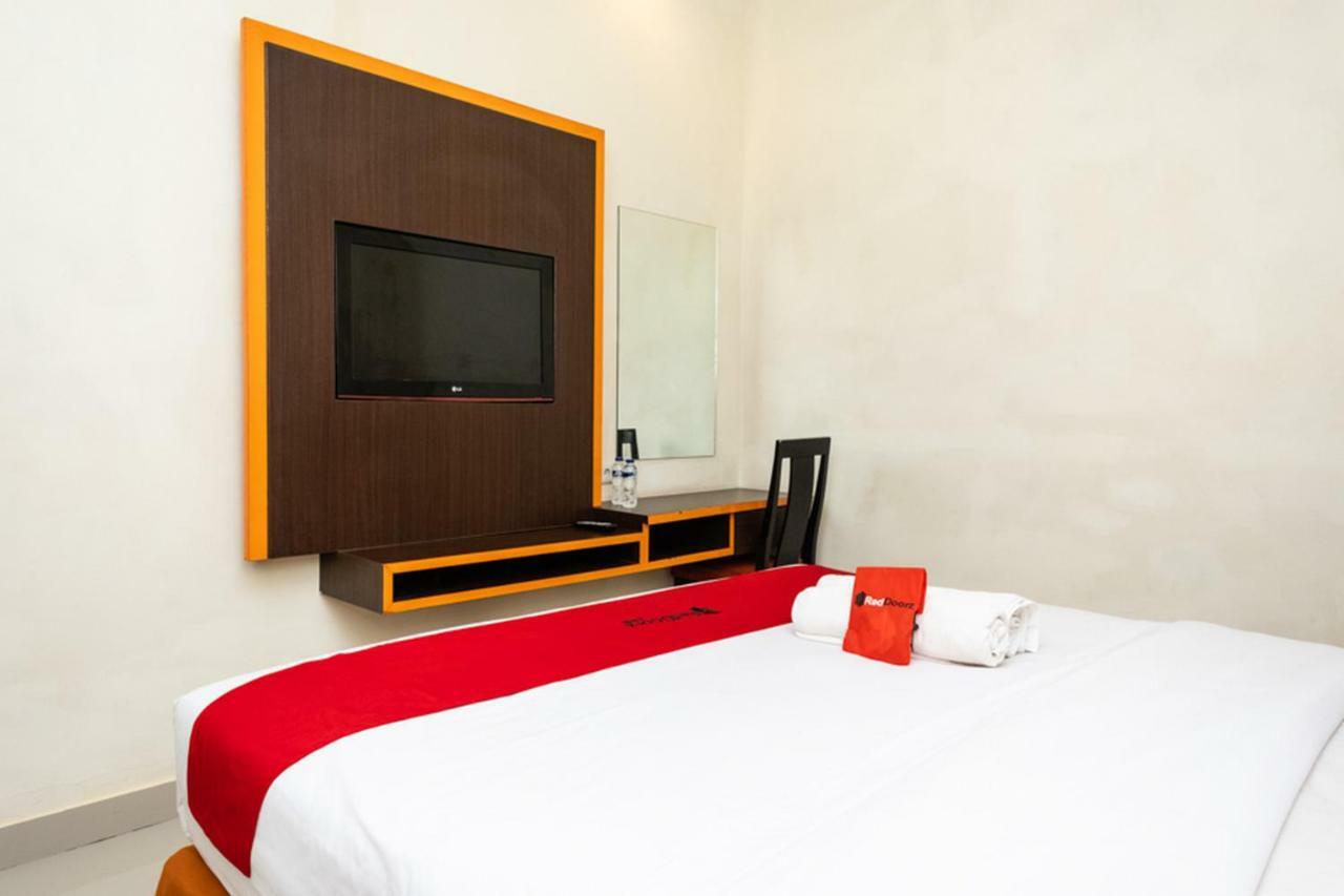 Reddoorz @ Pelita Raya Rappocini Hotel Makassar Kültér fotó