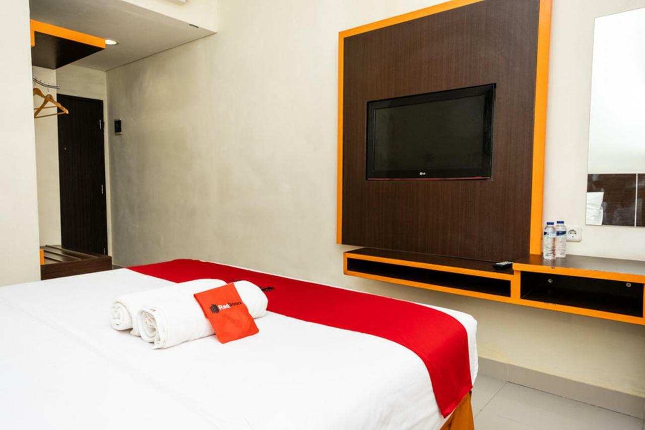 Reddoorz @ Pelita Raya Rappocini Hotel Makassar Kültér fotó