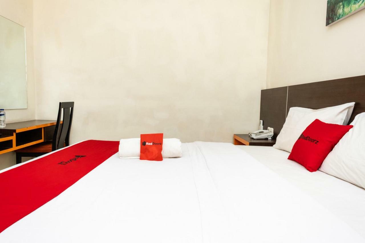 Reddoorz @ Pelita Raya Rappocini Hotel Makassar Kültér fotó